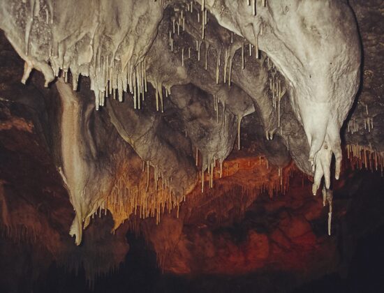 Snejanka Cave