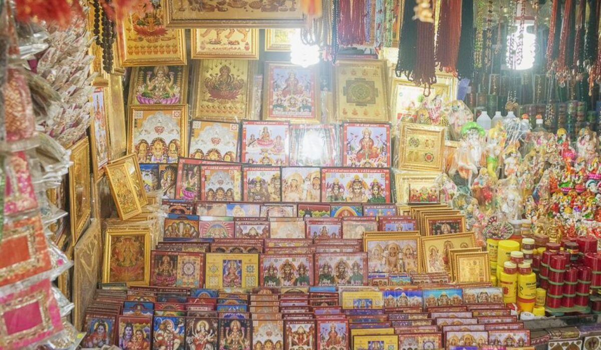 Mumbai: Mahalakshmi Temple & Shree Swaminarayan Gadi Temple