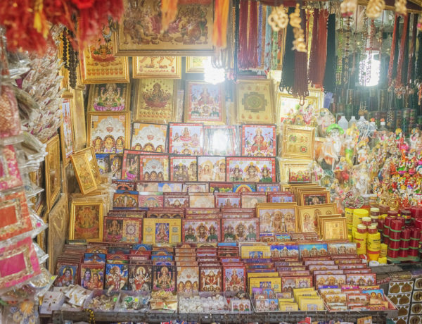 Mumbai: Mahalakshmi Temple & Shree Swaminarayan Gadi Temple