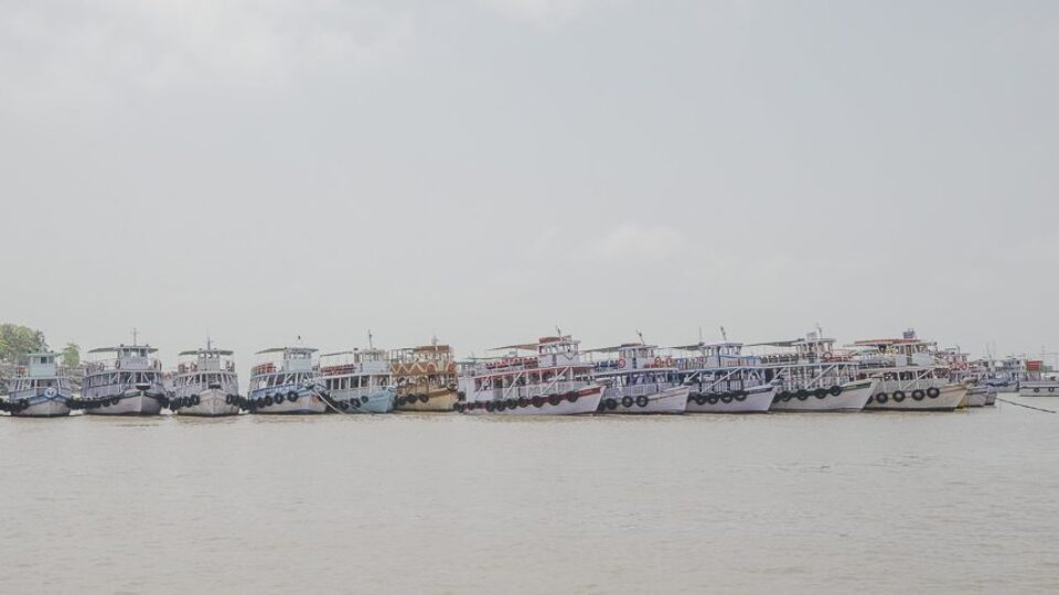 Mumbai: By the Boat