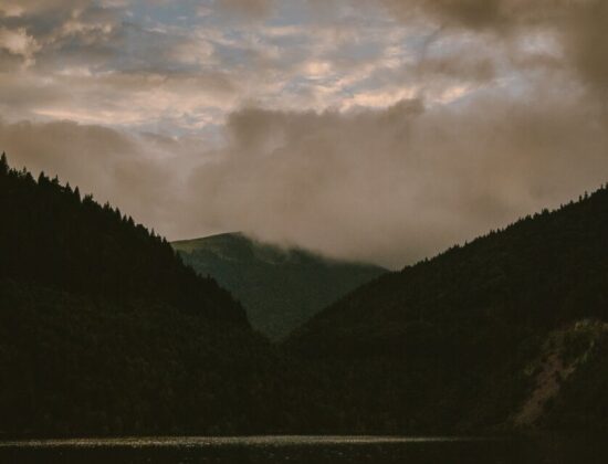 Retezat & Lake “Gura Apelor”