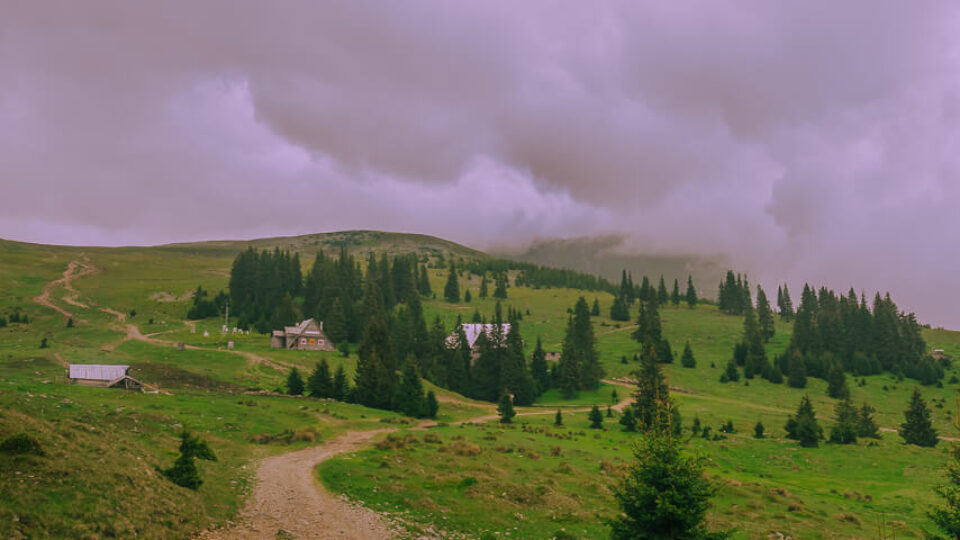 Meteo Station Cuntu 1.417 m Hike