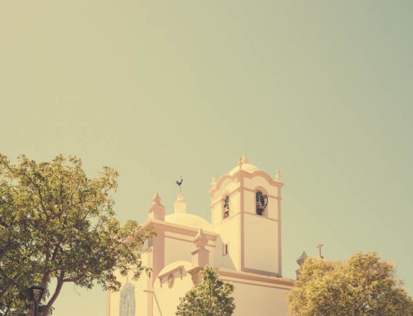 Almacil & Igreja de São Lourenço