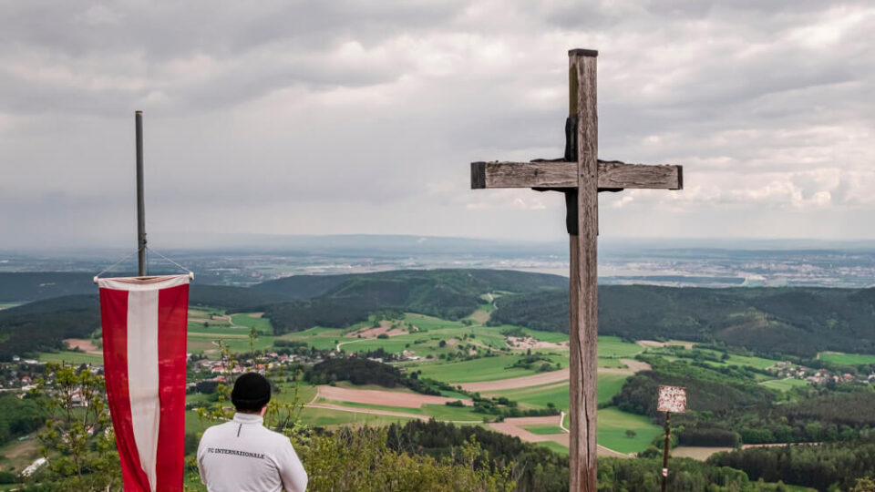 Nature Park Hohe Wand: Hirnflitzstein 611m & Herrgottschitzerhaus 826m
