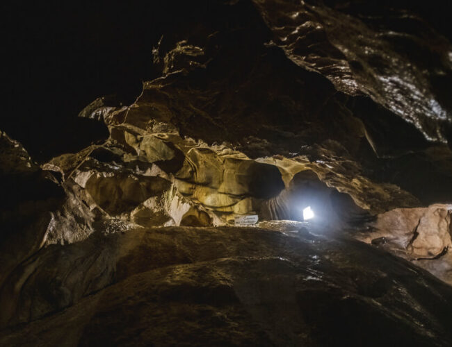 Nix Höhle