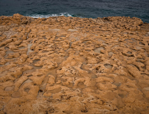 Walk: Through The Rain On The Dahlet Qorrot Beach