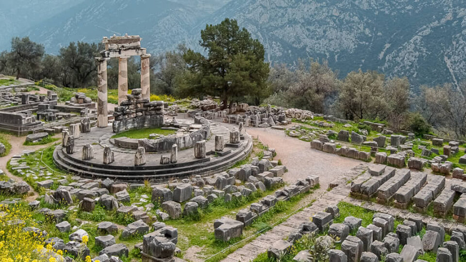 GREECE – The Creators of the Ideal