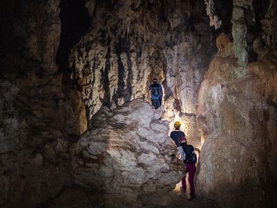 Hike: Cave Santo Tomas Great Cave