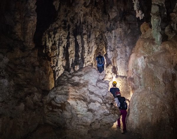 Hike: Cave Santo Tomas Great Cave