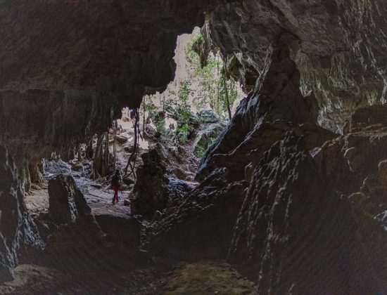 Hike: La Cueva del Silencio