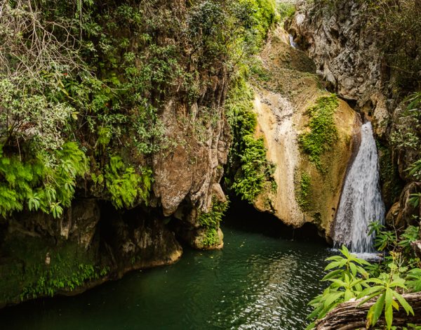 Hike: Sendero Salto de Javira