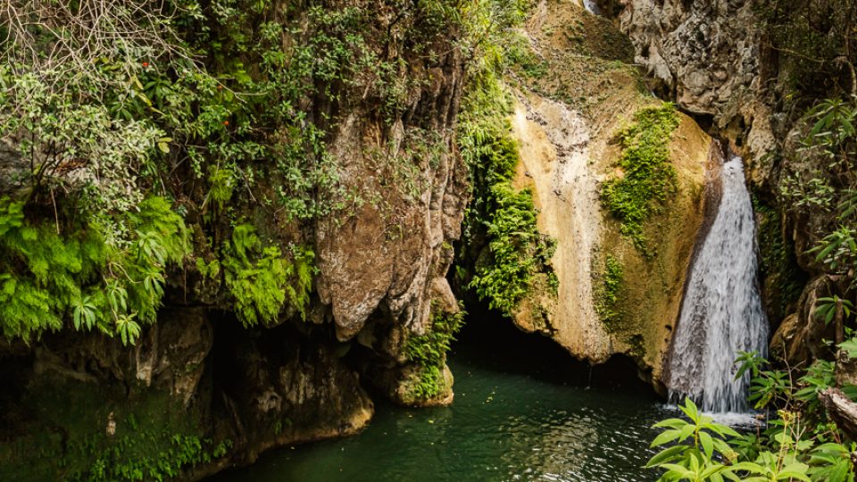 Hike: Sendero Salto de Javira