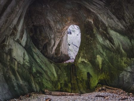 HIKE: Portile Bihorului Cave